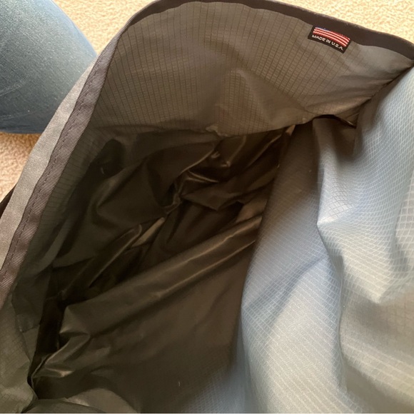 Mission Workshop Messenger Bag - Picture 7 of 8